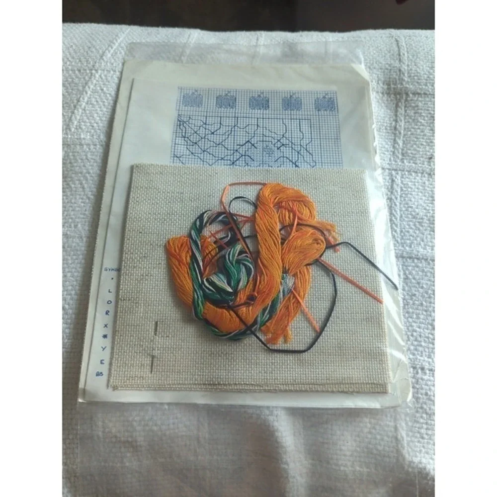 Vintage Halloween Counted Cross Stitch Judee & Company Ghostly Treat Bags